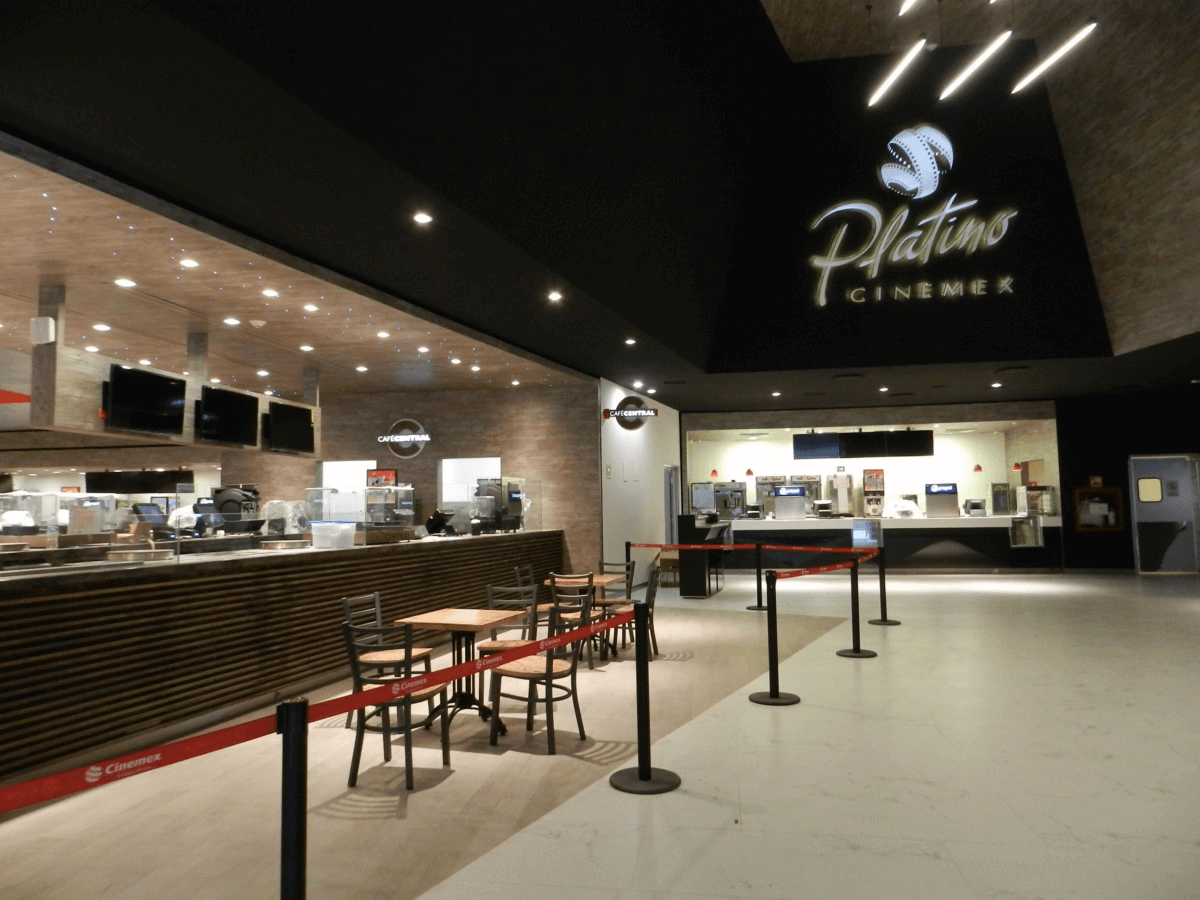 Complejo Cinemex Monterrey Serena por BFC Arquitectos